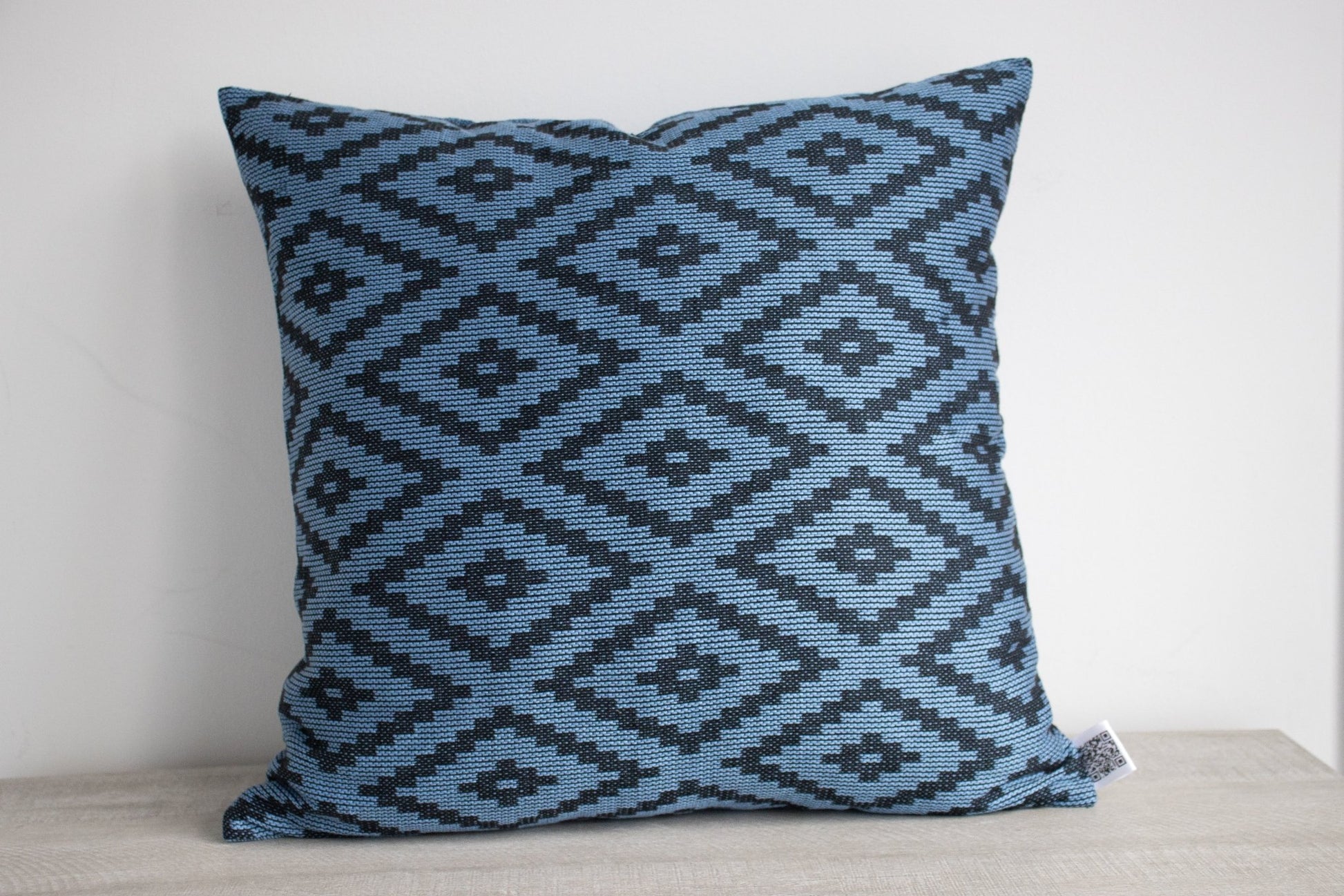 Ethiopian Handwoven Cushion Cover - Authentic Afro-Style - Niche Handmade Furniture LLCEthiopian Handwoven Cushion Cover