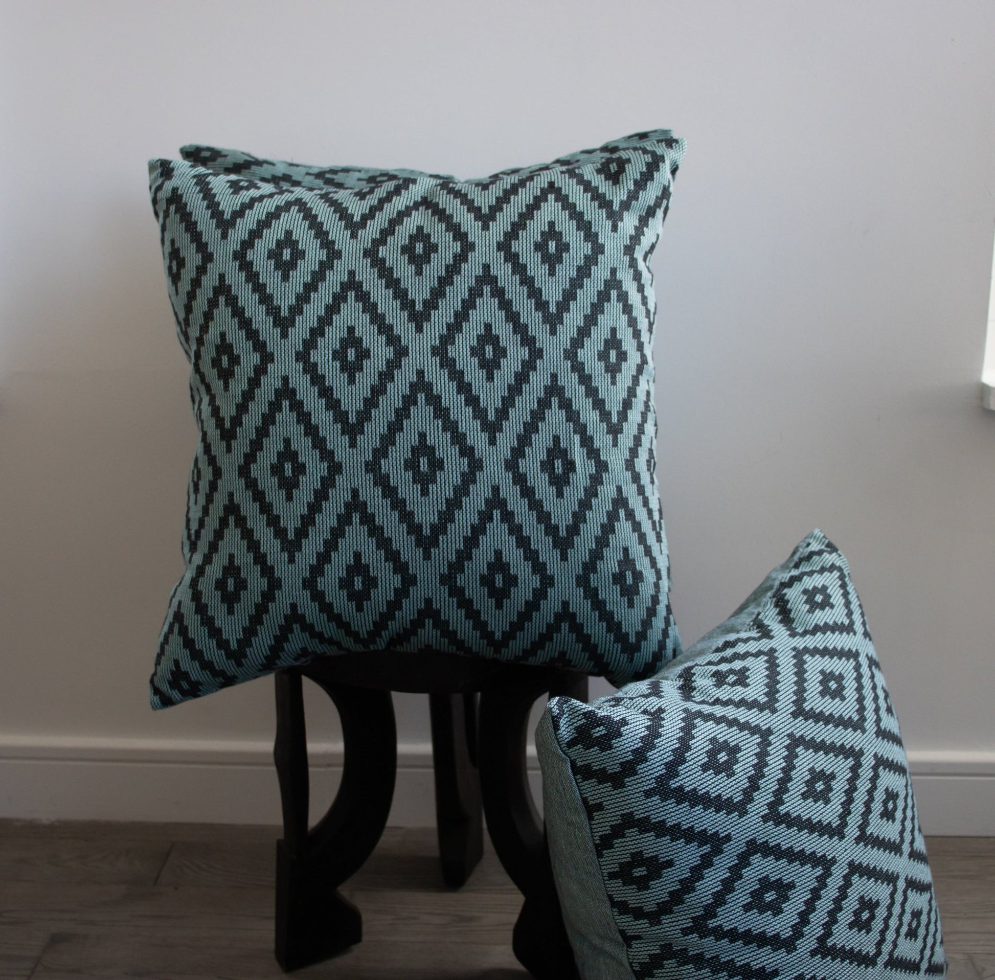 Ethiopian Handwoven Cushion Cover - Fade-Resistant & Durable Poly Cover - Niche Handmade Furniture LLCethiopian handwoven cushion cover Cushion cover