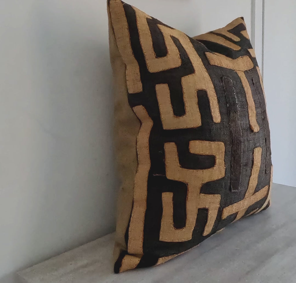 Handmade vintage Kuba Pillow Cover – Handwoven Raffia Pillow with African Geometric Embroidery